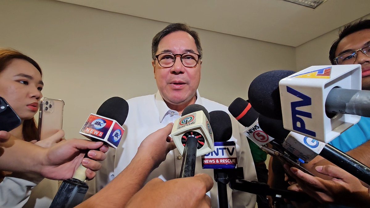 DOH Sec. Ted Herbosa wants to buy human papillomavirus (HPV) vaccines, as he sees these as 'investments' to prevent HPV-related cancers, which would in turn result in a healthier population. | via @_arraperez