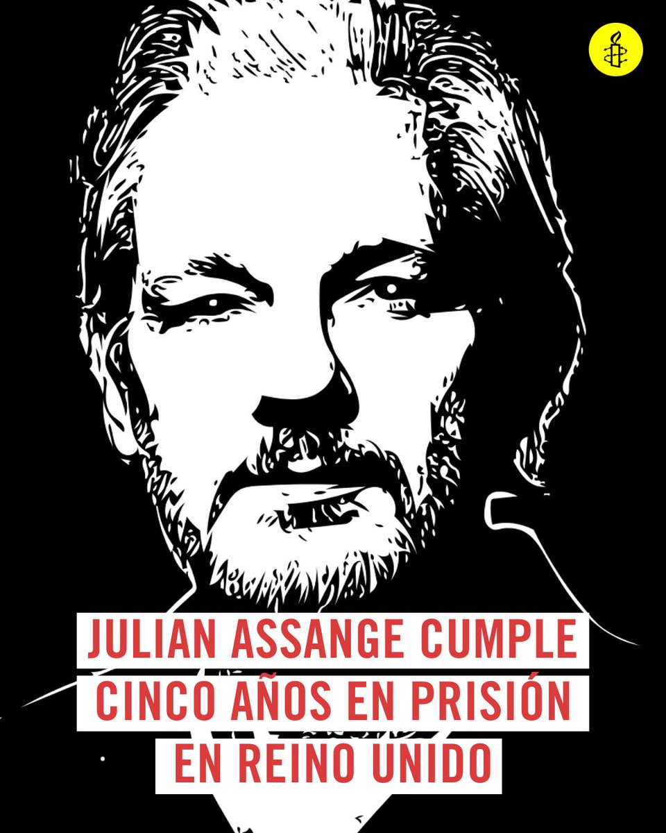 Hoy se cumplen 5 años de la reclusión de Julian Assange en una prisión de alta seguridad de Reino Unido. Assange sacó a la luz revelaciones de presuntos crímenes de guerra cometidos por Estados Unidos #FreeAssange FIRMA 👉 amn.st/6014wmzUr cc @wikileaks @Stella_Assange