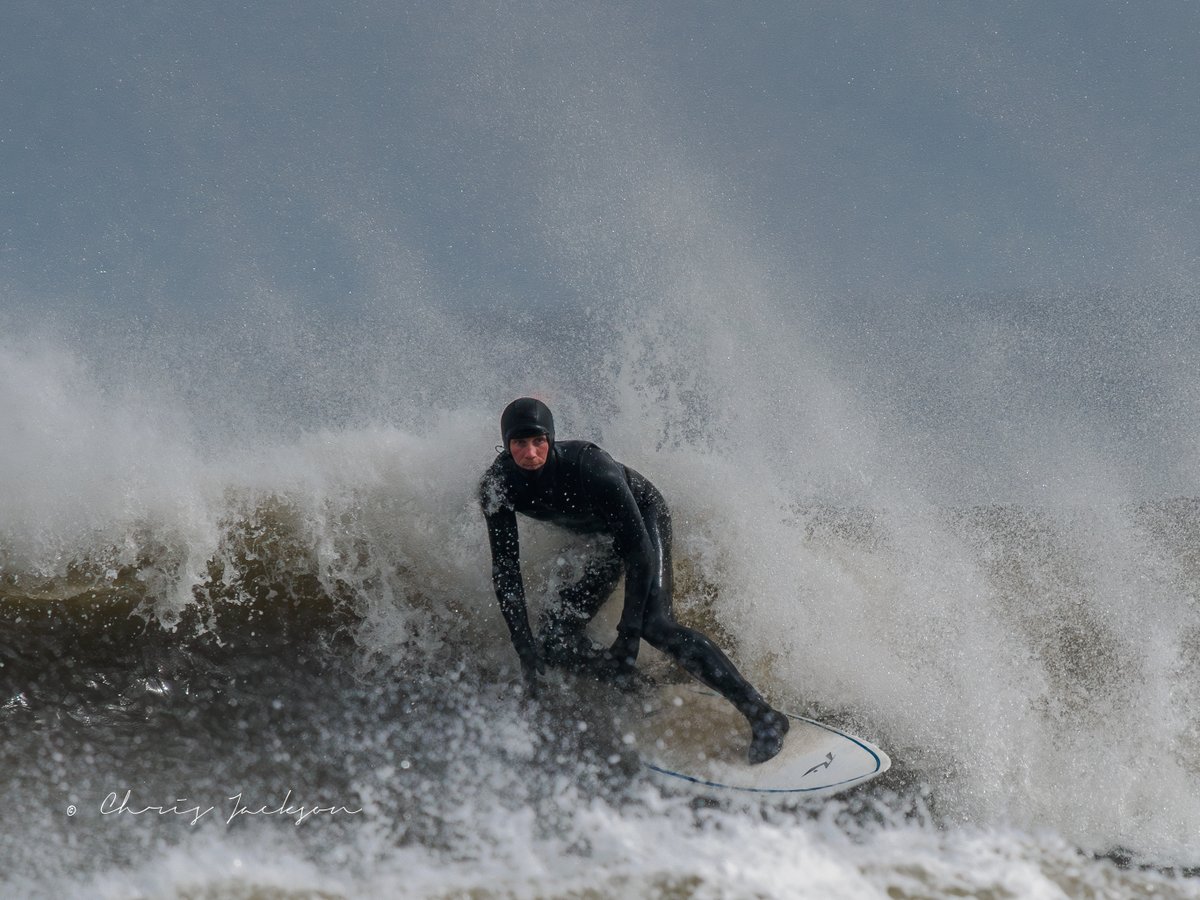 Great to watch the surfers yesterday at North Beach @ScarboroughUK @ScarboroughSurf