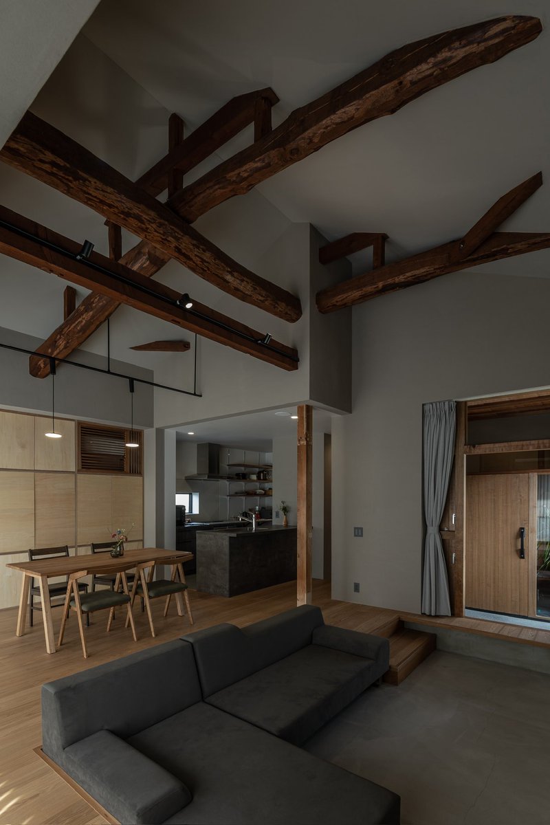 設計事例　豊田の家 築39年の平屋住宅をリノベーションした事例 床の高さを変えたり、新しい窓を追加しながら、より豊かになるような空間を目指しました。 #リノベーション #studio_kivi