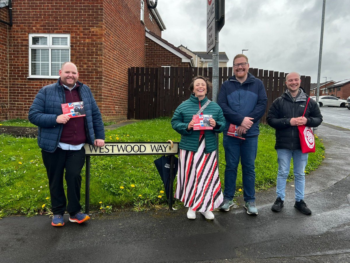 A rainy day but warm welcome in Hartlepool this afternoon, campaigning for @HartlepoolCLP & @chrismcewan11 for Tees Valley’s next Mayor, with @uklabour’s General Election candidate @JonathanBrash A brilliant hardworking Hartlepool Labour team #VoteLabour