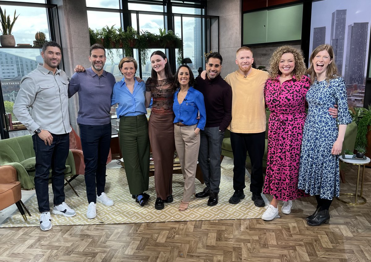 It's #WorldParkinsonsDay! On today's show: 🩺@DrRanj on Parkinson's 🥷Antisocial behaviour @RavWilding 🌿@YvonneCobbYumma's seasoning masterclass 💰Debt Relief Orders explained @collettasmith Watch here: bbc.in/4at91tj