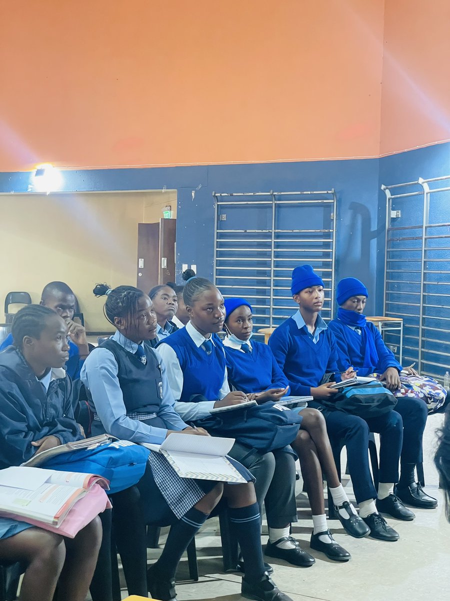 SimonisStorm's tweet image. At Simonis Storm, we are committed to nurturing the next generation of investors and financial leaders.   #simonisstorm #enrichinggeneration #nurturingyoungminds #stockbroking