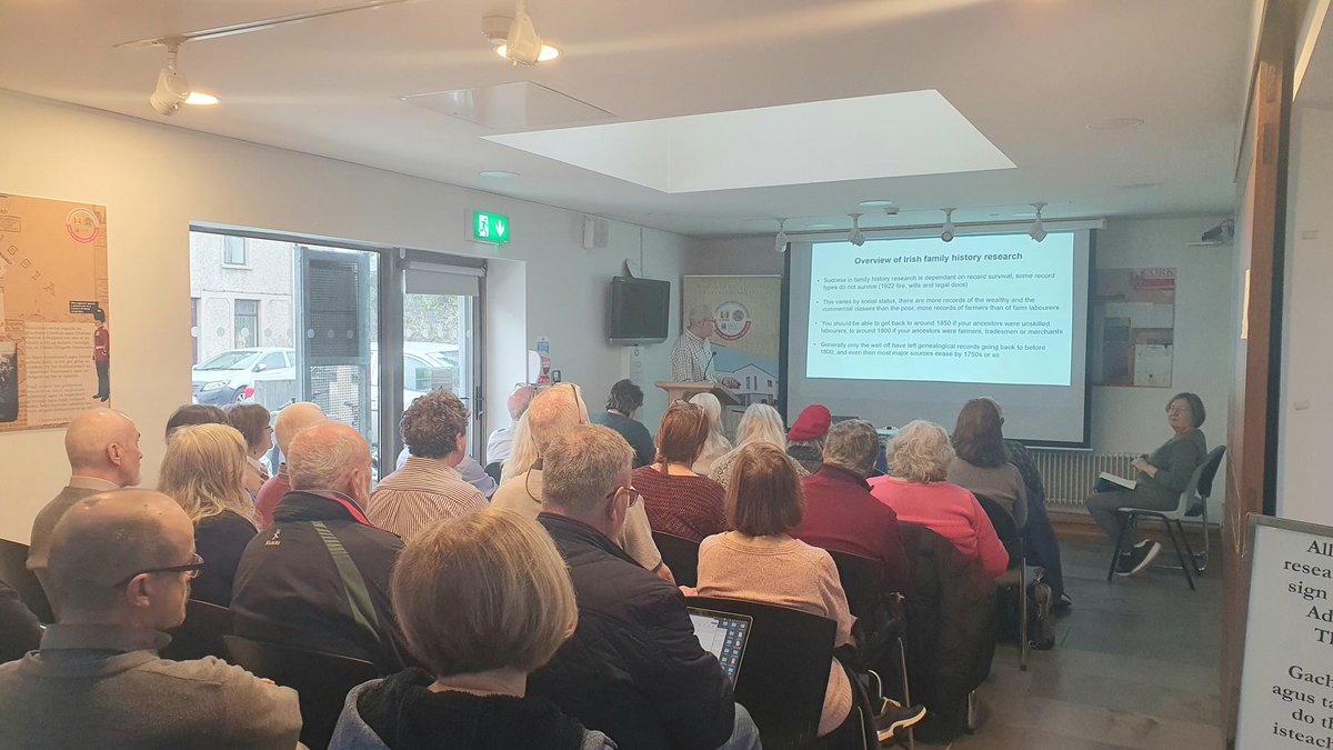 And we're off ! Full house for our Genealogy and Archives Day