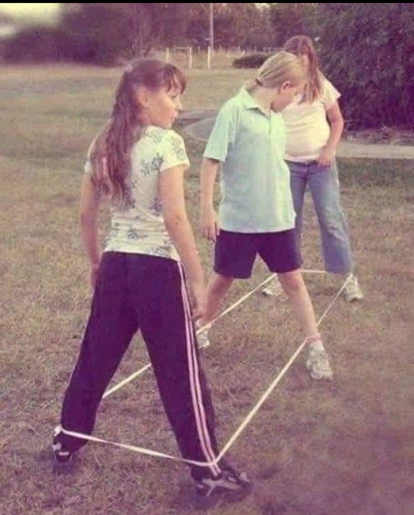 Give us a piece of string or a piece of elastic and we would make up our own games. We were so easily amused. I can’t remember the name of this game, but I remember playing it.