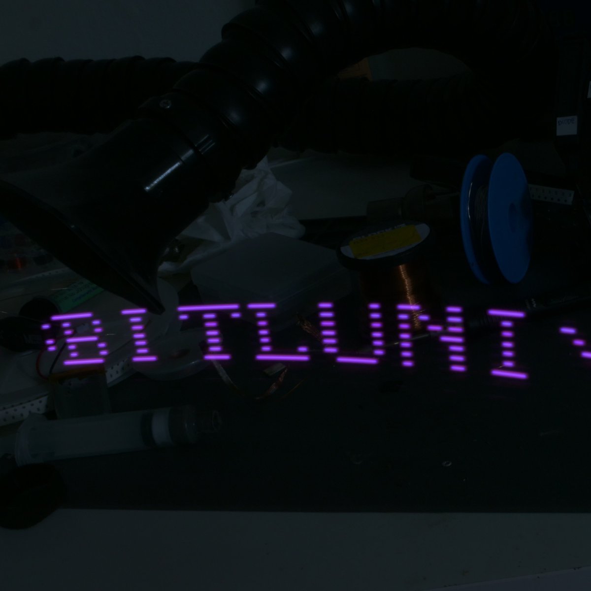 bitluni's tweet image. Custom ASIC persistence of vision controller functional. let me add the motor and hall effect and it might be an actual usable device. We struggled on stream to find the silly bugs but the diligence paid off at the end youtube.com/live/NX0xZg4c-… twitch.tv/bitluni #tt02