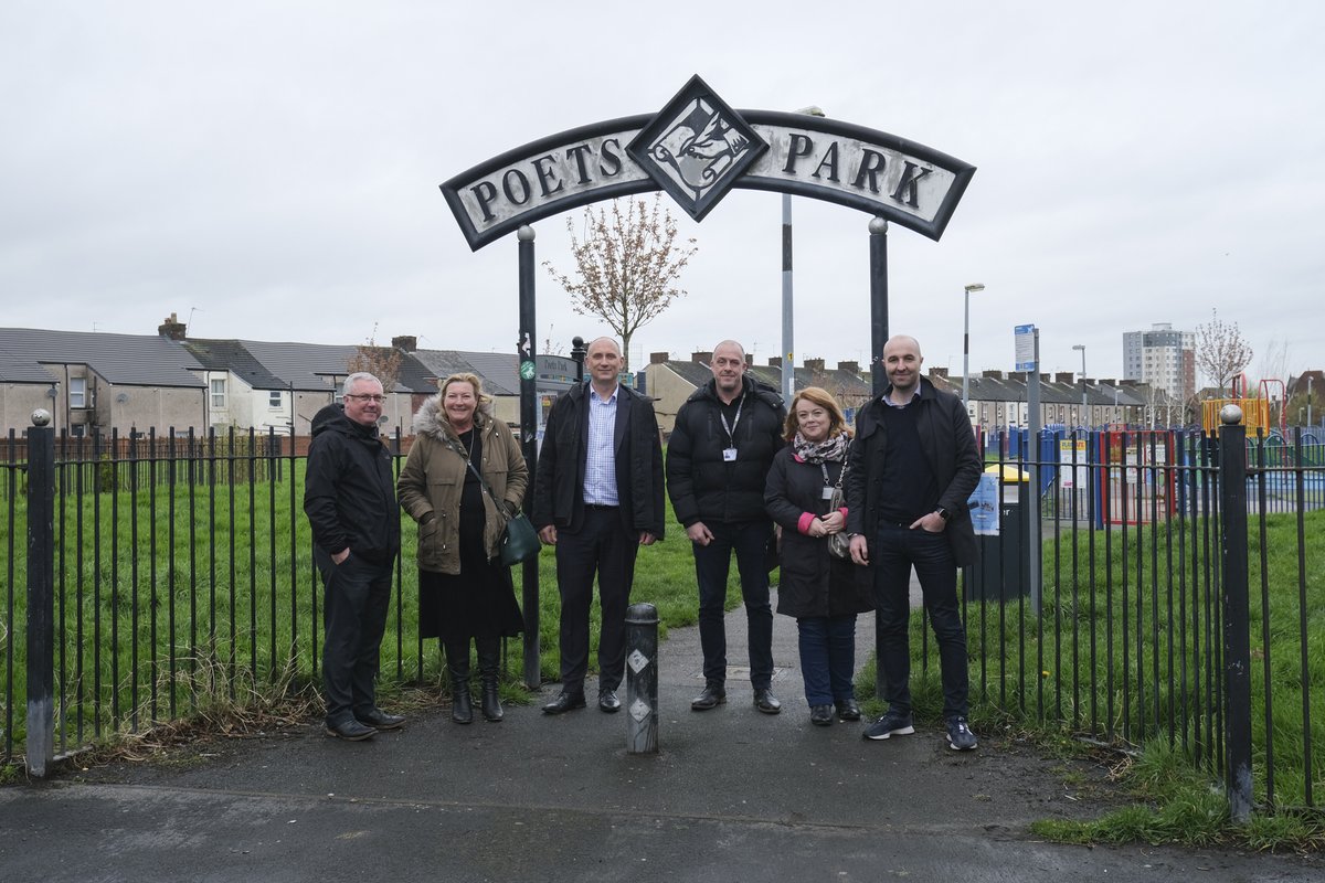prima_grp's tweet photo. Yesterday, we joined @seftoncouncil and local partners on a walk around the Poets Streets in #Bootle.

This is part of an ongoing project to improve things for people in the area by addressing issues such as flytipping and disused green spaces. https://t.co/lV4G7zeEVZ