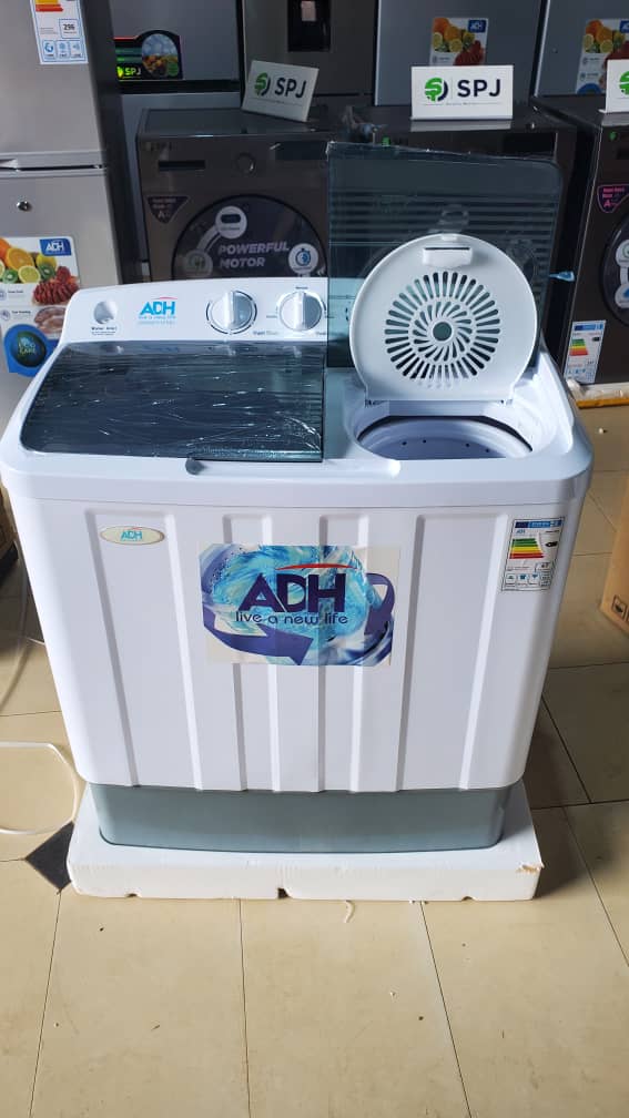 ADH twin tub manual washing machines still available; -5kg..530k -7kg..630k -8kg..750k -10kg.. 1.09m Call/Whatsapp @ZEROPRICEKLA on 0785692122 and place your orders We deliver! #zeropricekla