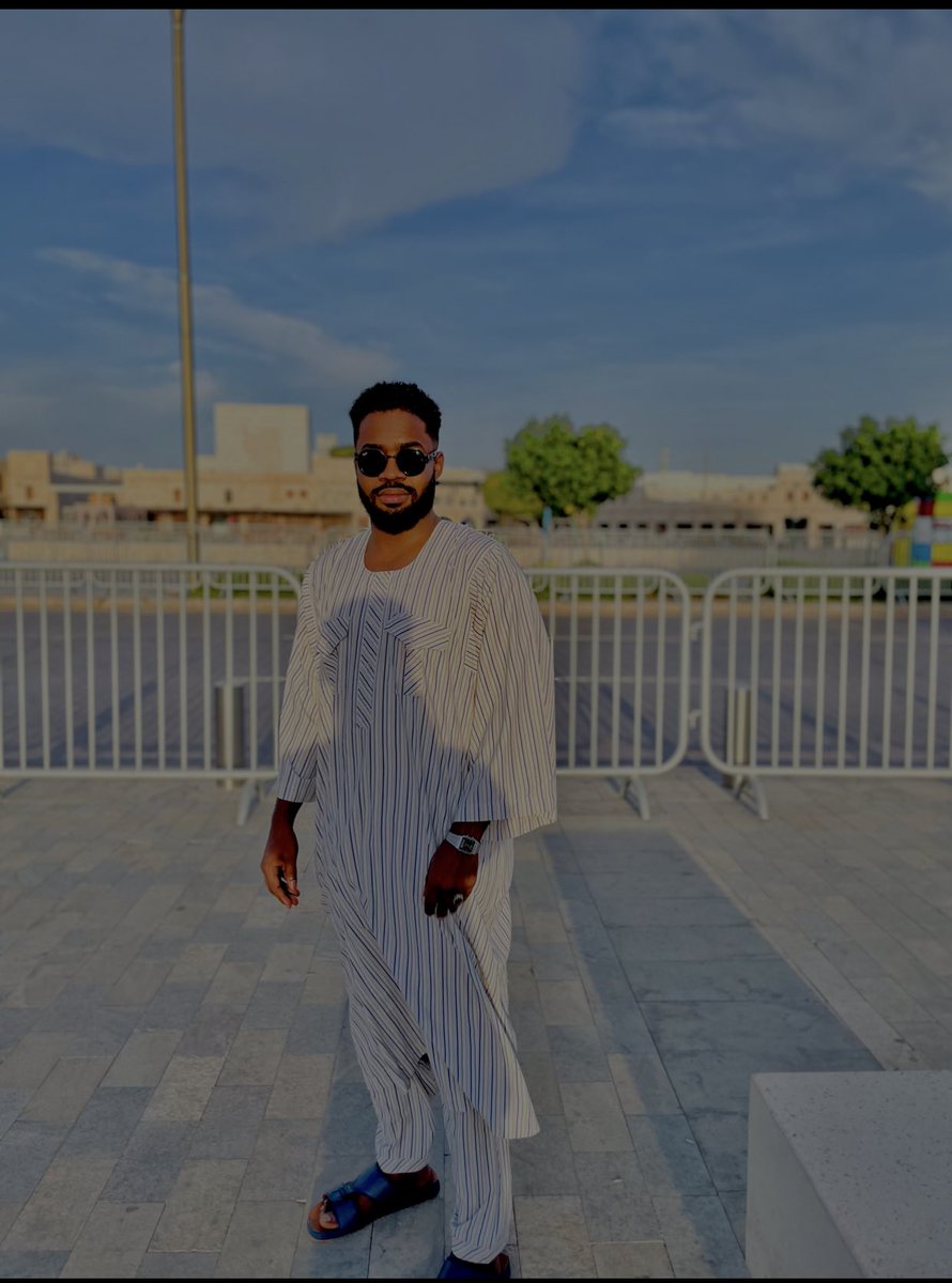 d_e_r_v_i_s_h_'s tweet photo. طابت أعيادكم برفقةِ من تحبون ولا قطع الله عن بيتا عيدًا 
عيدكم مبارك♥️ https://t.co/PF8rfPOLGK