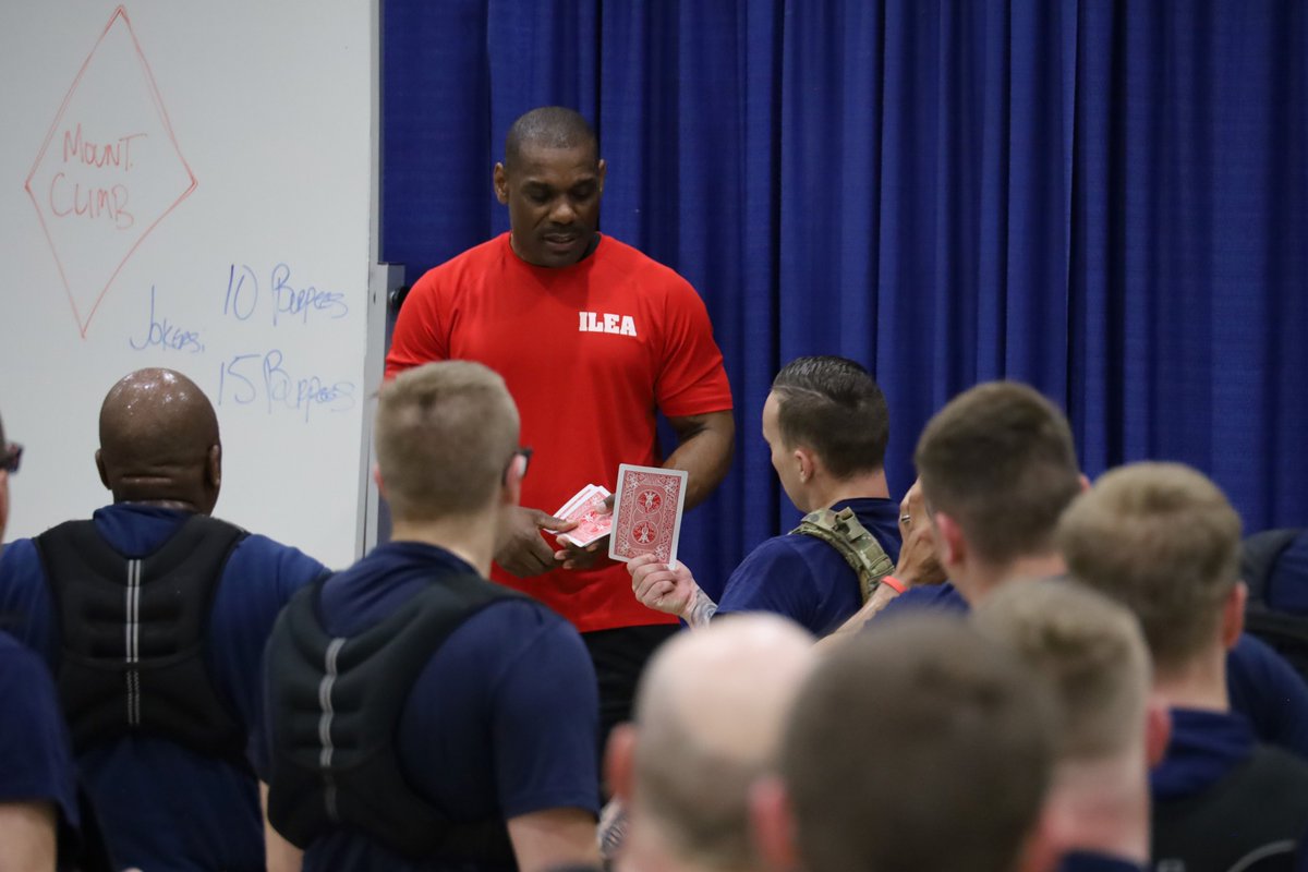 IndianaLawEnfo1's tweet photo. The morning began EARLY with the "Deck of Cards" workout! Next week is their exit-assessment!
Thursday, April 11, 2024 #DeckOfCardsWorkout #DeckOfCards #PhysicalTraining #4AM #WhileYouWereSleeping #IndianaPolice #ILEABasicClass232 #PlainfieldIN #PhysicalFitness https://t.co/ZX2xwLnlYm