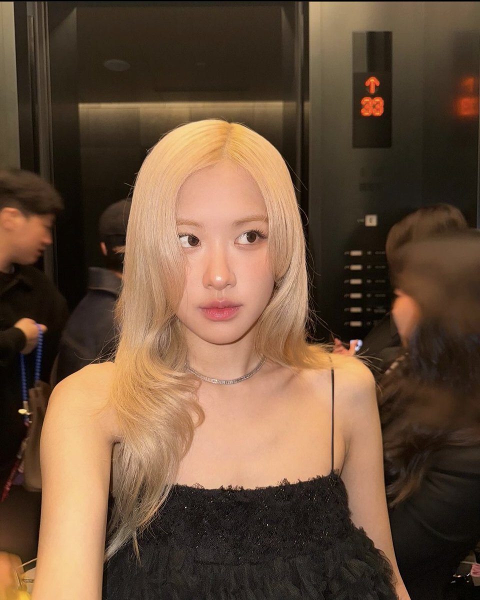 rosé at tiffany wonder exhibition