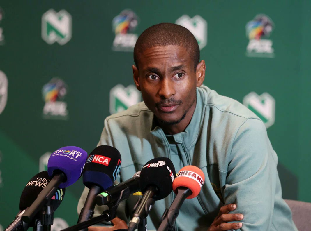 “I wish someone can play like Golden Arrows playing against Pirates, so open. [But] no-one plays against us like that and give us a chance to score seven or eight goals. Nobody does it.” 🎙 Rulani Mokwena. Full story 🔗 bit.ly/4cW3BZN | #DStvPrem 🇿🇦