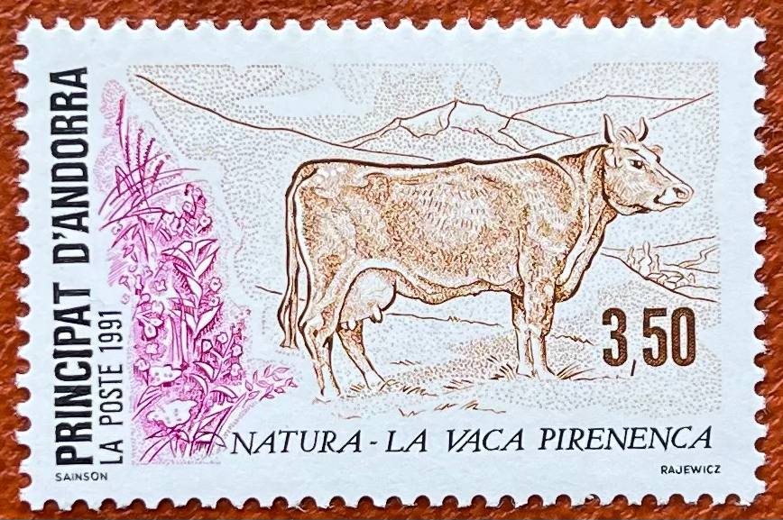 Stamp with cow. Principat d'Andorra (Principality of Andorra) 🇦🇩 1991. And by the way, the State Coat of Arms of Andorra has two cows depicted in it 😉
#Andorra #stamps #cows #philately #cattle #vaca #vache