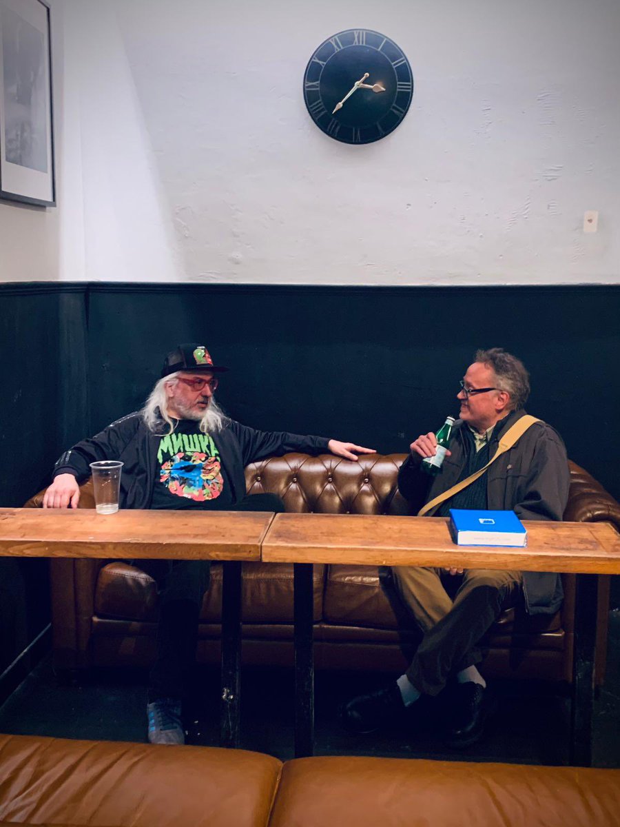 miracle_legion's tweet photo. Great to catch up with @jmascis in Glasgow last night. See him in Dublin tomorrow (Friday) @ButtonFactory22 if you can -Mr. Ray- https://t.co/u3Z49tcxJt