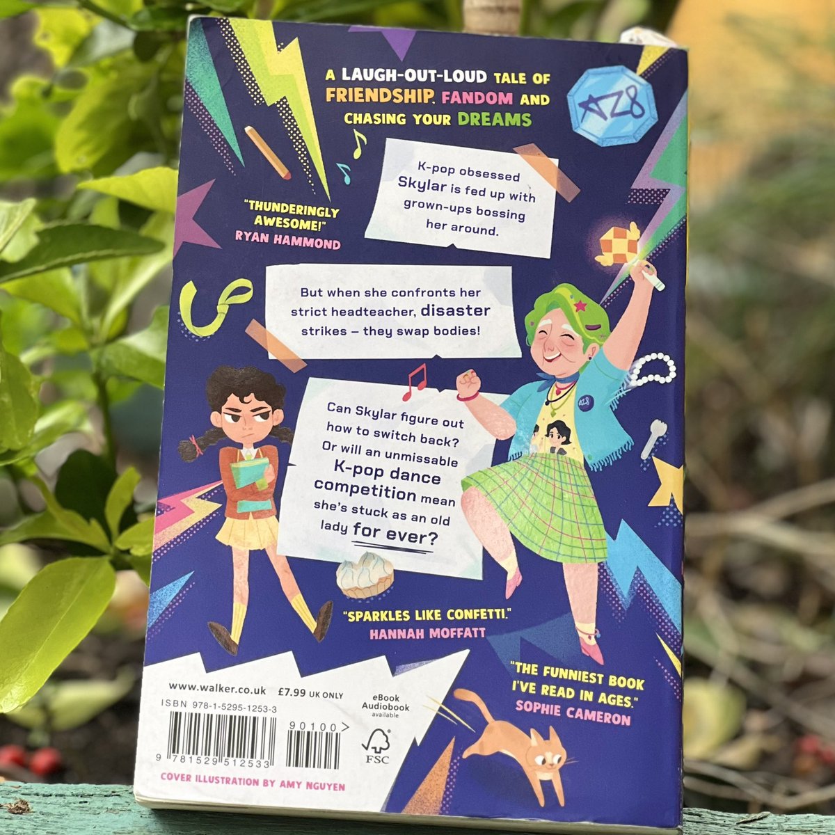 Read this brilliant book on hols and loved it! What a fun body swap adventure full of humour and warmth - I thoroughly recommend it! @WalkerBooksUK @LuanGoldie