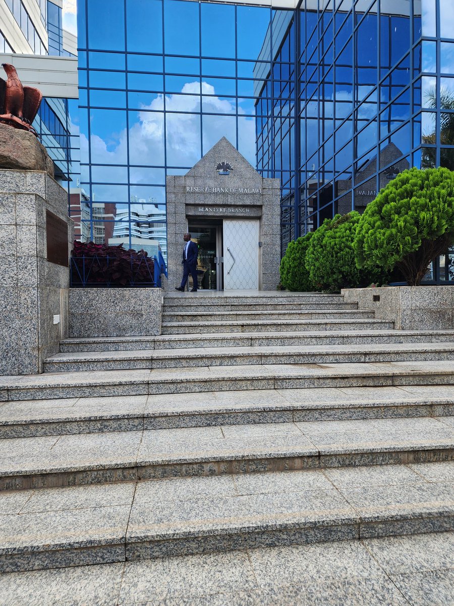 smesupport_ke's tweet photo. @ReserveBankMW @FinesRbm @LindaAOnyango @dan_ouma @ASSEKnews @kenya_chamber @MSEA_Kenya @KAM_Kenya @KEPSA_KENYA @COMESABusiness @iatf2023 @jumuiya @AfCFTA_Expert @OldMutualMalawi @FINCA @WorldBankAfrica @KenyaBankers 🔥 IMMENSE HONOUR TO COLLABORATE WITH THE MALAWI GOVERNMENT 🔥: This is part our continuing engagement with @ReserveBankMW @FinesRbm @MalawiinKenya towards scaling up and empowering the #Malawi #MSMEs #SMEs ecosystem to develop and grow into the future 🔥 @LindaAOnyango @dan_ouma https://t.co/HYerlwUNXD