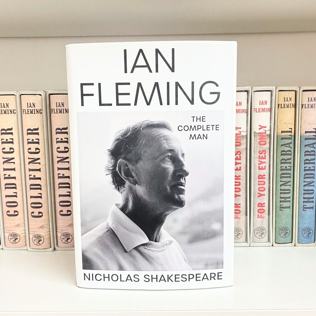 'Entire eras materialize in artful sketches while the portrait of Fleming acquires texture & shade with each trial & triumph.' - @WSJ @dolphinsands' Ian Fleming: The Complete Man is out now in the US! You can read the full WSJ review here: wsj.com/arts-culture/b…