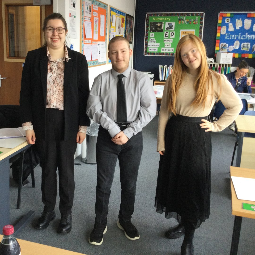 💼 Dressed to impress! Our first-year candidates recently attended interviews to help determine where they'd like to have their supported internships next year. Lauren, Brad and Laoisha looked particularly smart, and they're colour coordinated too. Well done team💪