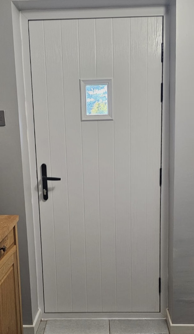newvisionwindo's tweet photo. Making sure the inside is just as good as the outside!
Contact us for a quote on any new windows or doors.
#windows #installations #windowsanddoors #doors #doorsandwindows #explore #explorepage https://t.co/uJ9YU69op2