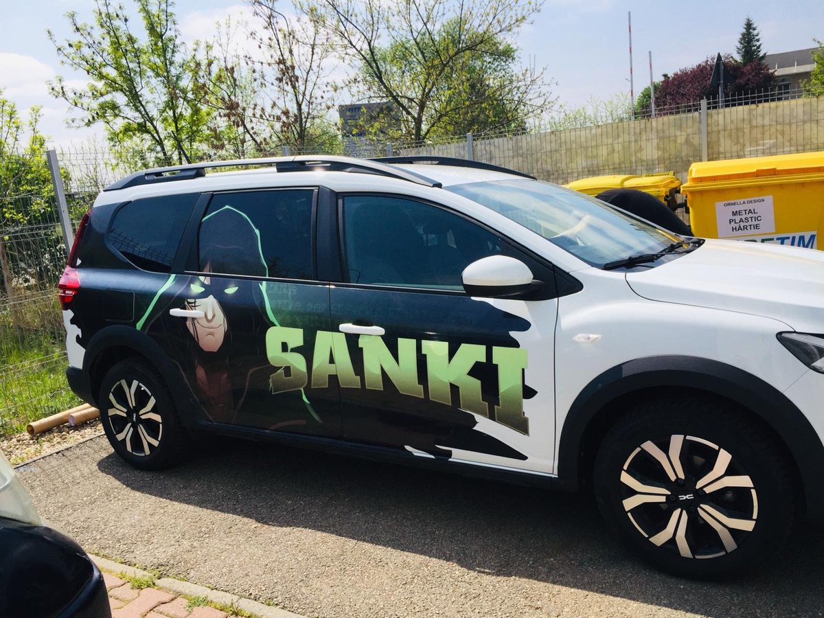 sankivraja's tweet photo. The Sankimobile starts haunting the city.

#timisoara #romania #sanki 
https://t.co/kh8TtIzrEt
https://t.co/TQfSx93M79 

💰 Like and retweet is a 222 $sanki task reward. https://t.co/KRolHBksDw