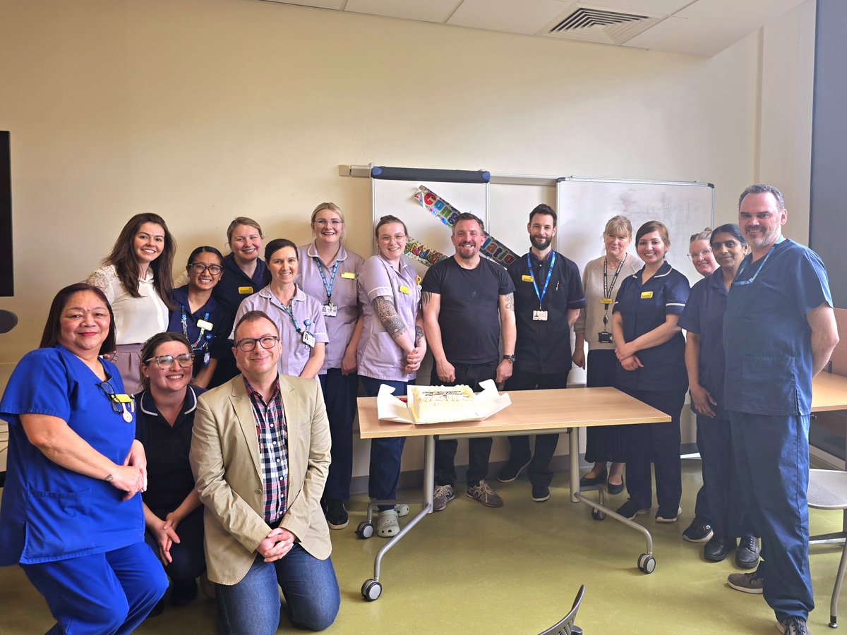 SuperSouthmead's tweet photo. 🎉On Tuesday we went to celebrate the first group of graduates from the Registered Nurse Degree Apprenticeship programme which was co-funded by charity donations!
Congratulations &amp; wish all the newly qualified Nursing Associates and Registered Nurses the best! @NorthBristolNHS https://t.co/gMUXb23zcM