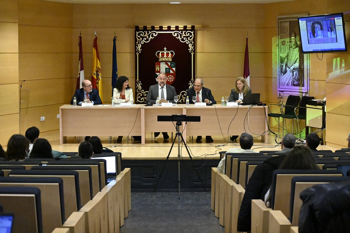 La Facultad de Ciencias Sociales de Cuenca acoge una jornada para debatir sobre la comunicación y la desinformación en periodos electorales o la reforma del sistema electoral en Castilla-La Mancha uclm.es/noticias/notic…