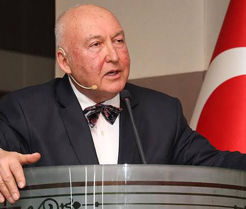 Jeofizik Y. Mühendisi Prof. Dr. Övgün Ahmet Ercan:

“Ankara, İstanbul, İzmir’de uzun süre deprem yok.

Bir kere geldik bu dünyaya, yaşamın keyfini çıkar.”