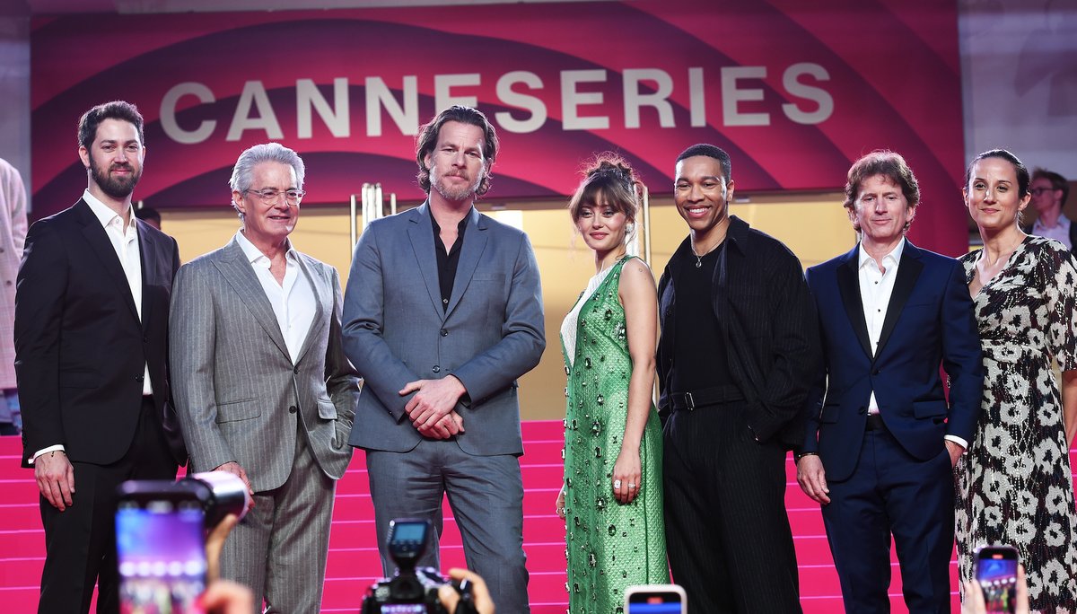CANNESERIES tweet picture