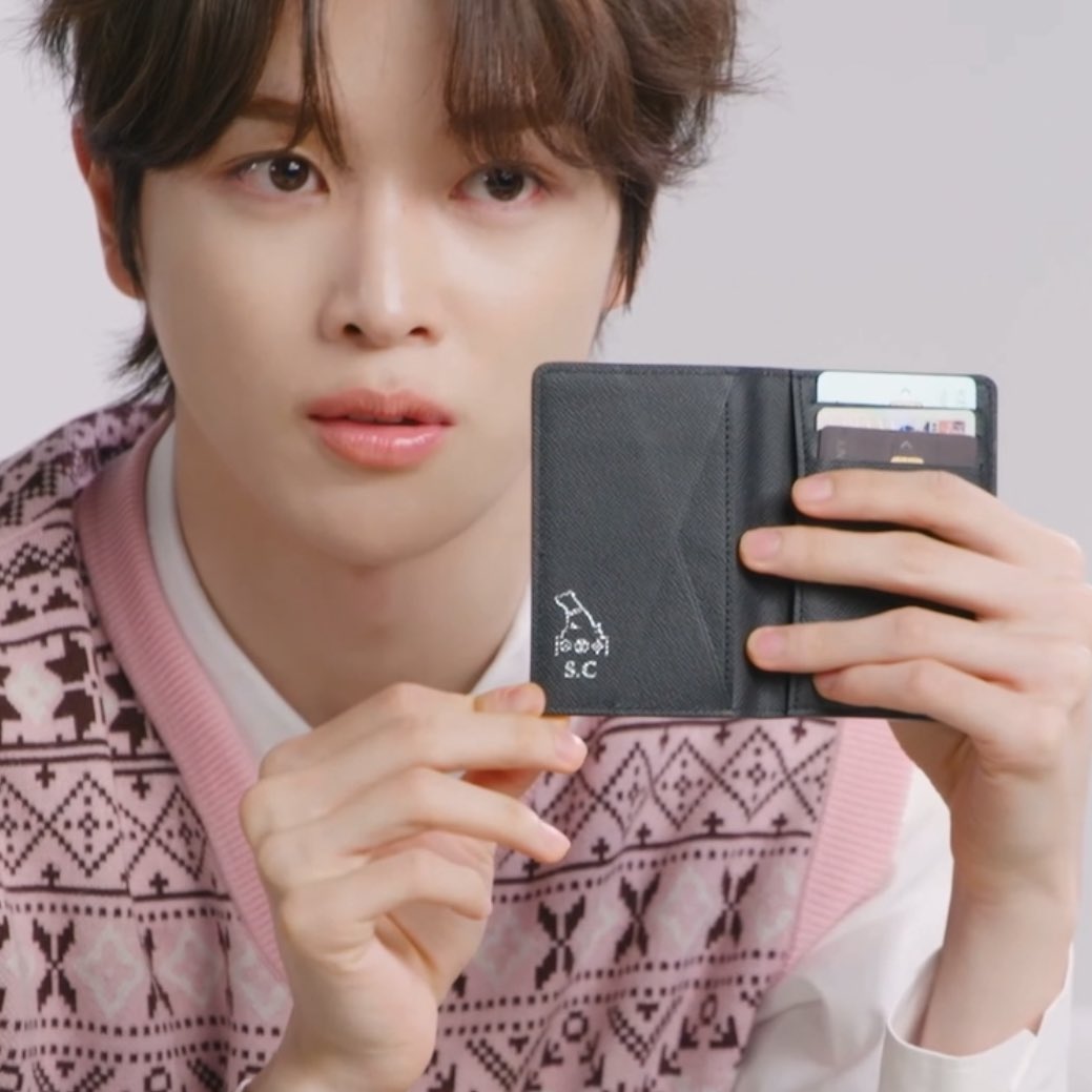 sc01z's tweet photo. 잠깐 존나비상...
성찬이 면허있다........ https://t.co/1yyxKl510U