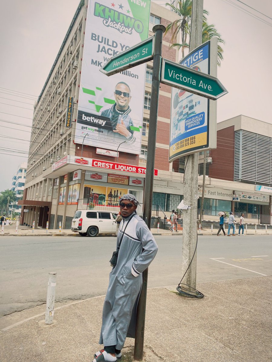 Osama0616's tweet photo. @GwambaOfficial billboard 🔥🔥 https://t.co/xwnNcXZUZF