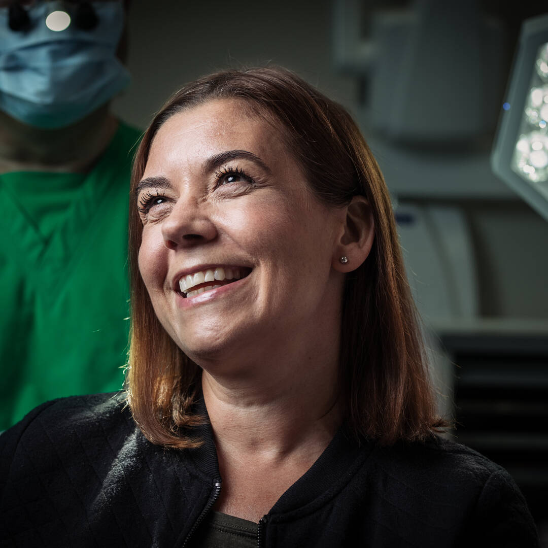 Hymymme levenee entisestään, sillä Hammas Mehiläinen (<a href="/MehilainenOy/">Mehiläinen</a>) on liittynyt Smartumin kumppaniverkostoon. 🥳 Voit siis jatkossa maksaa hammashoidon palveluitasi Smartumin terveysedulla Hammas Mehiläisessä. 😍 Toimipisteitä löydät ympäri Suomen.

#smartum #mehilainen