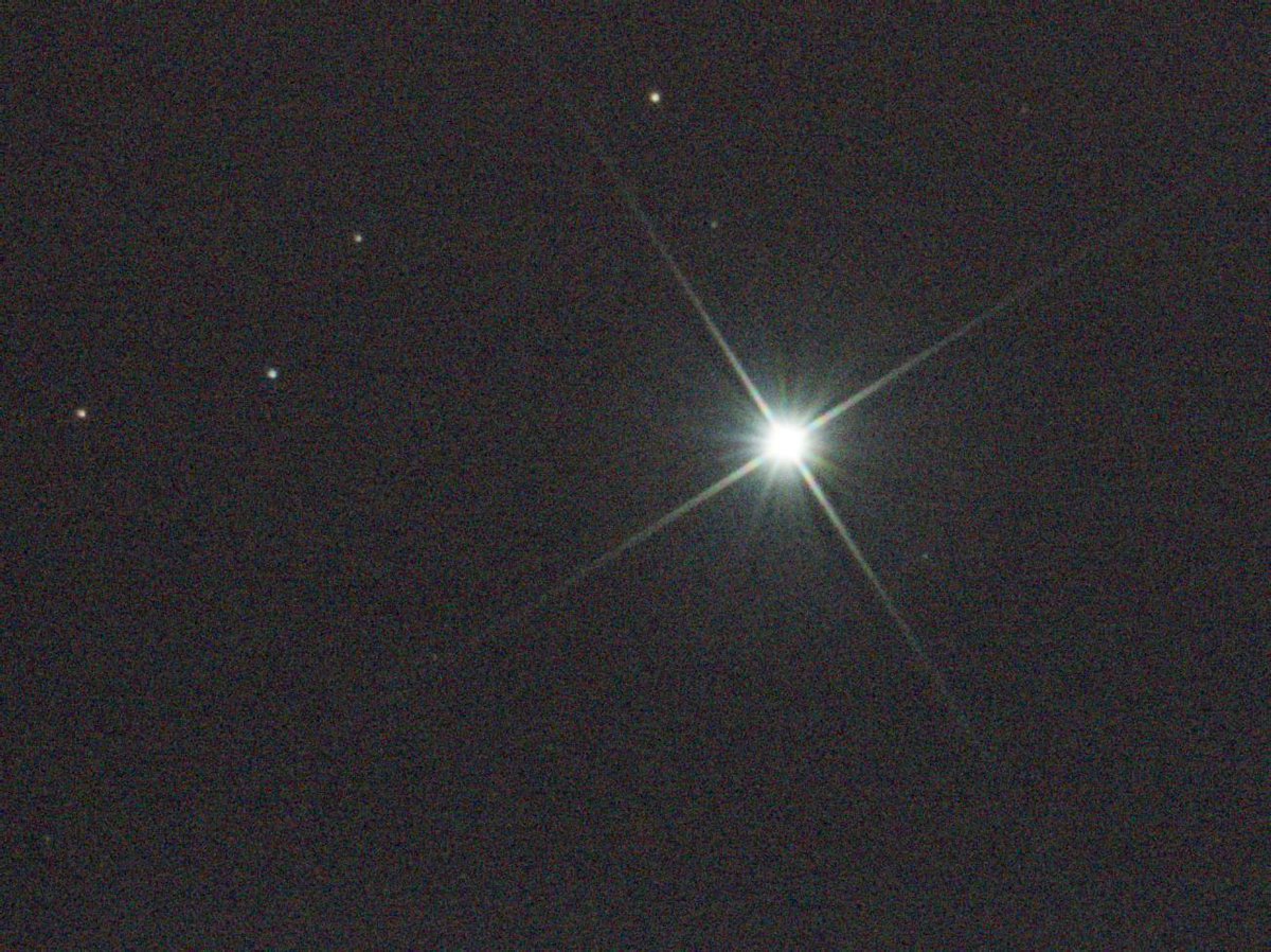 Not the most compelling of images, it's just Sirius, but I was getting the hang of alignment and exposures in ASIimage. this is 0.5 second exposure.