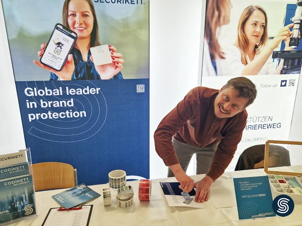 Securikett's tweet image. We would like to thank all interested visitors of the Recruiting Day at the HTL St. Pölten. It was a great pleasure for us to present our company and security labels and we had a lot of fun.

#securitylabels #securityseals #brandprotection #productprotection...