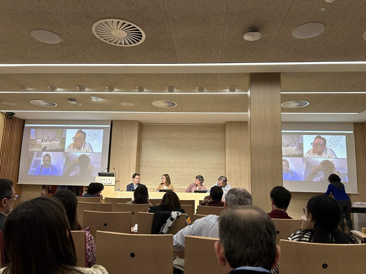 SJD_NMuscular's tweet photo. 3️⃣ Empieza la interesantísima mesa redonda sobre la importancia de los datos de vida real en el
panorama sanitario actual 🏥

Estamos muy contentos, porque contamos con participantes de lujo 🏅 https://t.co/cQRMLu3qw7
