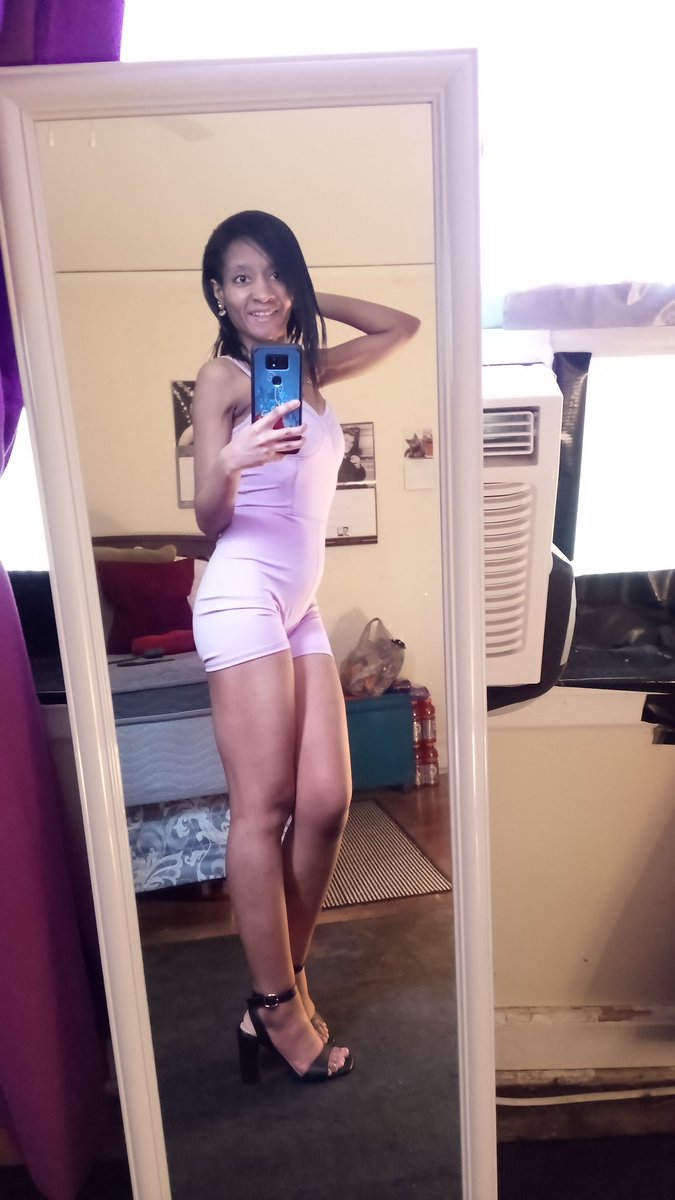 Happy Thristy Thursday My Luvs, Check ✔️ Out My New Outfit¡! 😏😉✌🏽 Comment Back On What Ya Think 🤔 Enjoy The Day, Muah. ♡😘🔥👠 Luv, Luv #SweetAndrea💋