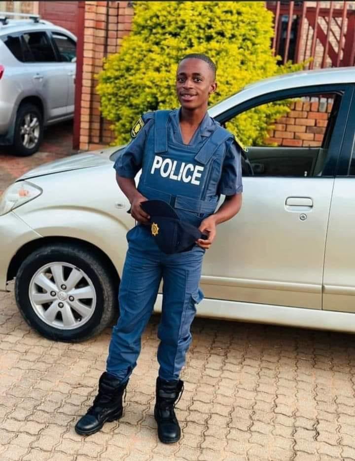 KatAnders7's tweet photo. Manje paw patrol?🤣🤣🤣🤣 https://t.co/hzmiiifcHK