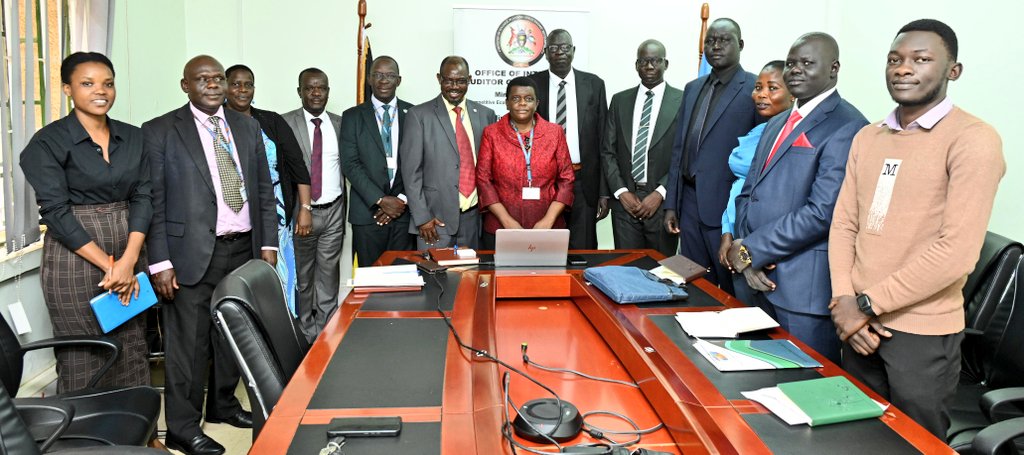 The Internal Auditor General Dr.Fixon Akonya Okonye today received his counterpart from the Republic of South Sudan,the Director General of Internal Audit and Inspection, Mr.Girr Riny Girr and his delegation. The team is in the country to benchmark with the Office of the…