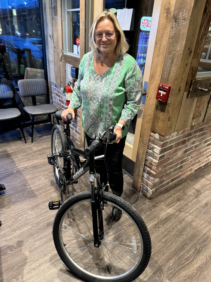 She arrived on 4 wheels and left with 6! Mena was one of the big winners at our popular “Do Good” Trivia Night at the Common Man Roadside Millyard in Manchester to benefit @NHFB. @ManchInkLink @wmur @NHBR @UnionLeader @luvMHT @NewEnglandInfo #newhampshire