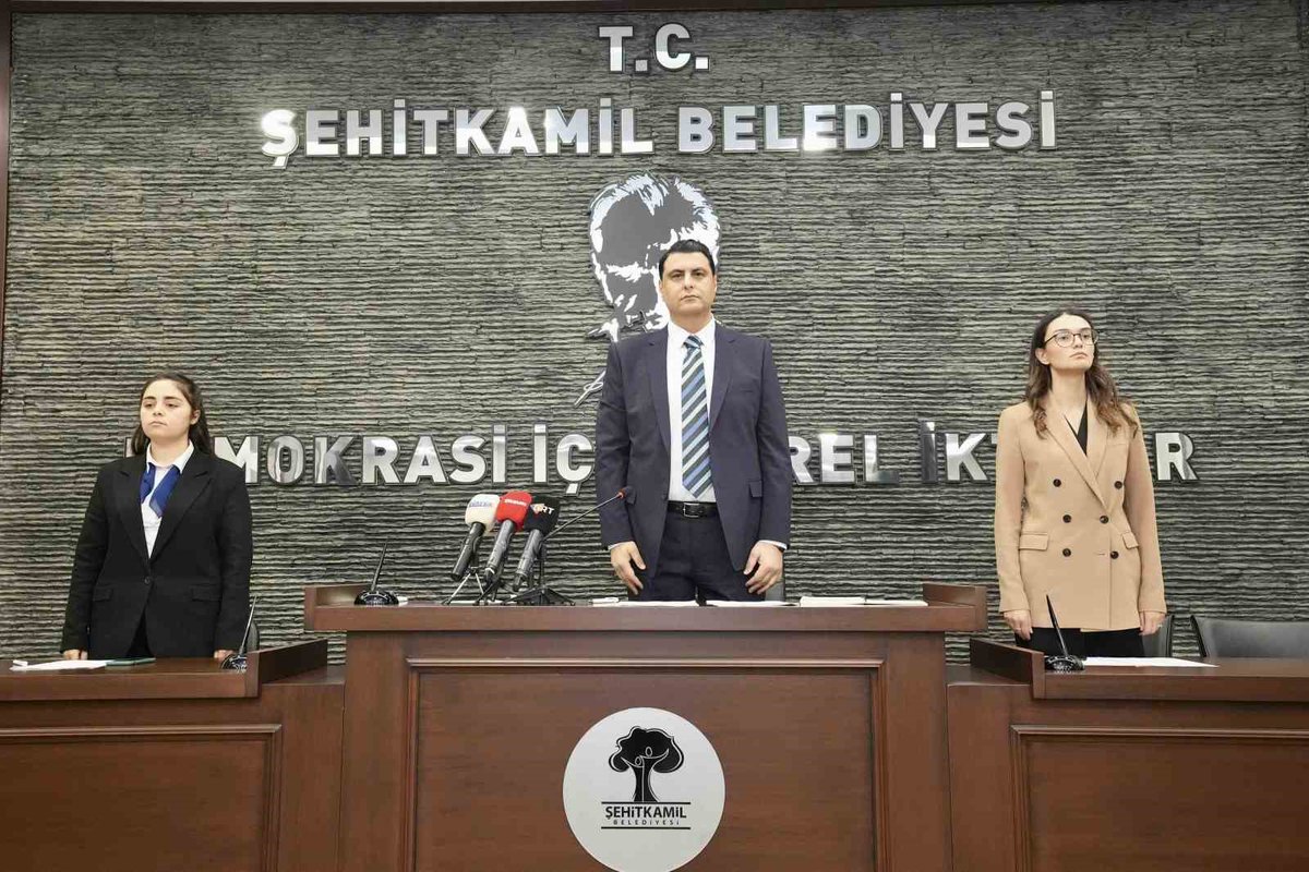 Şehitkamil Belediyesinin Umut Yılmaz başkanlığında ilk meclisi yapıldı 

yenicizgihaber.com/yerel/sehitkam… 
#şehitkamil #yenicizgihaber #umutyılmaz #gaziantep #şahinbey #nizip #CHP #belediyemeclisi