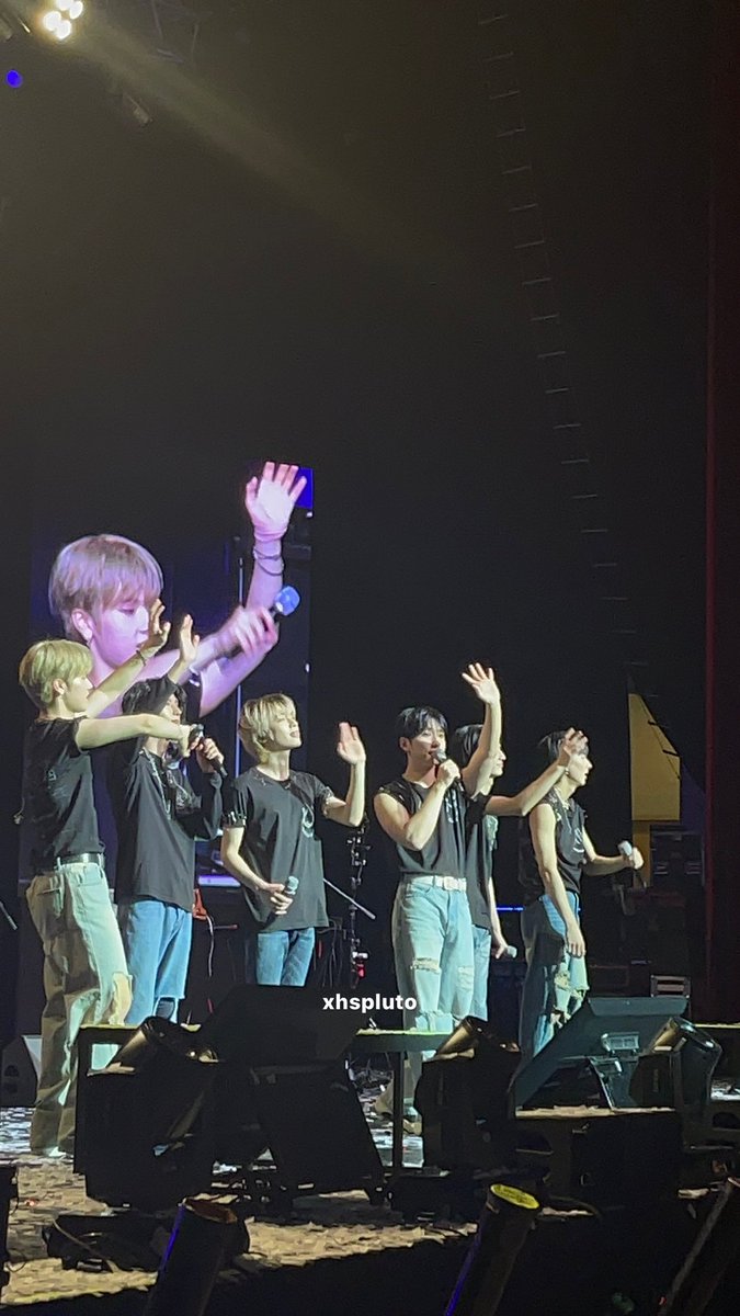 xhspluto's tweet image. ༘˚𐙚｡⋆✧˚ my break the brake in manila clips and pics, a thread 🧵: 

#BreaktheBrakeinManila 
#BTBinMNL