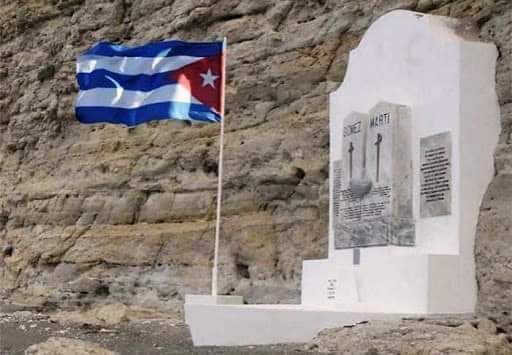 Buenos días vecino 🌞

🙌🇨🇺Hoy 11 de abril se conmemora el 1️⃣2️⃣9️⃣ aniversario del Desembarco de Martí y Gómez junto a otros destacados combatientes, por Playita de Cajobabo, en Imías, para impulsar la Guerra Necesaria, iniciada el 24/2 de ese mismo año en #Cuba. 

 #CDRCuba