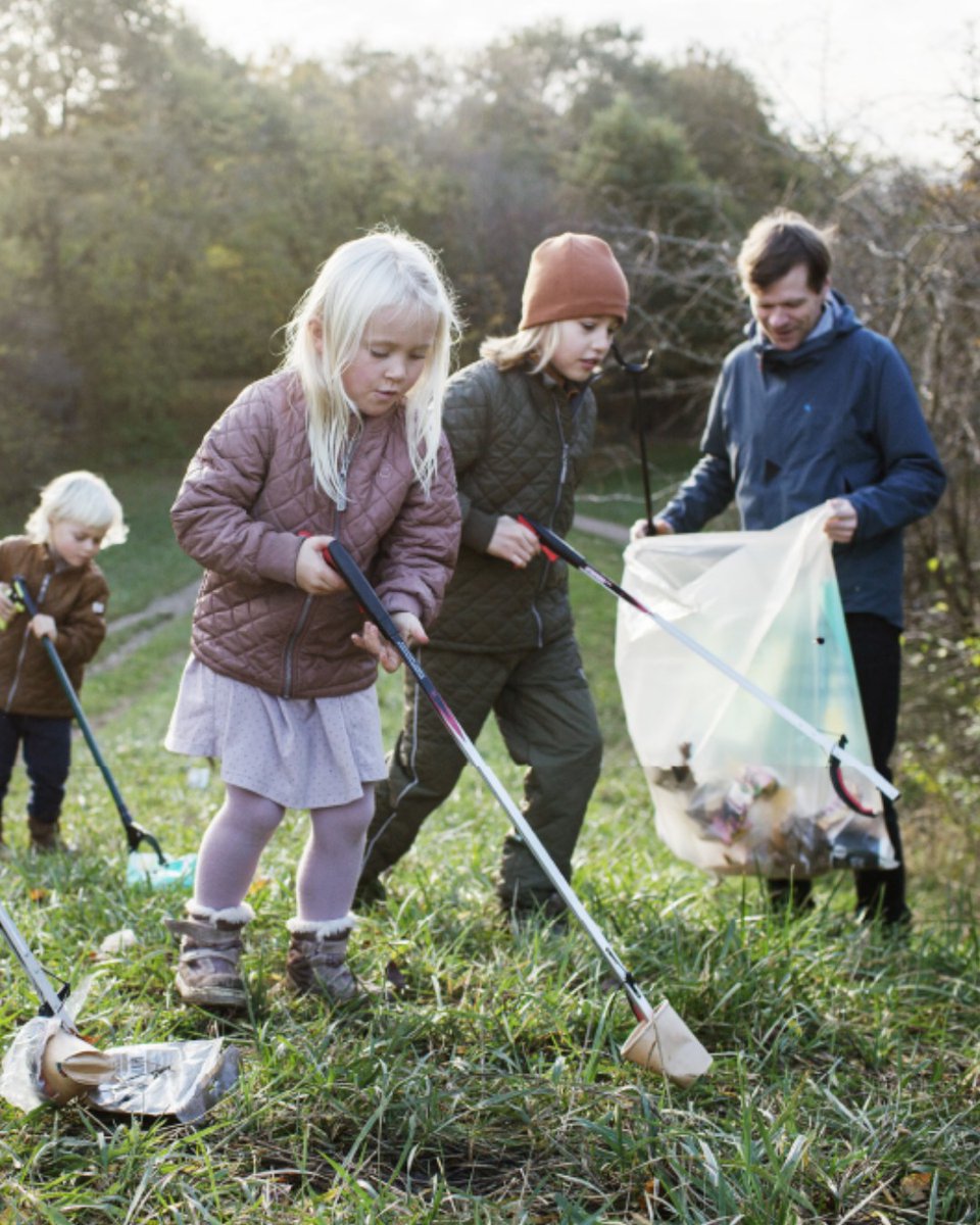 denmarkdotdk's tweet photo. It's waste collection week🌱

Every April thousands of Danes - big &amp; small - join forces to clean up nature♻️ 

Last year 100 tons of waste was collected - this year is expected to surpass that! 💚 🌍

Do you join any waste collection initiatives?

#affaldsindsamlingen2024 https://t.co/QlvumuDTKa