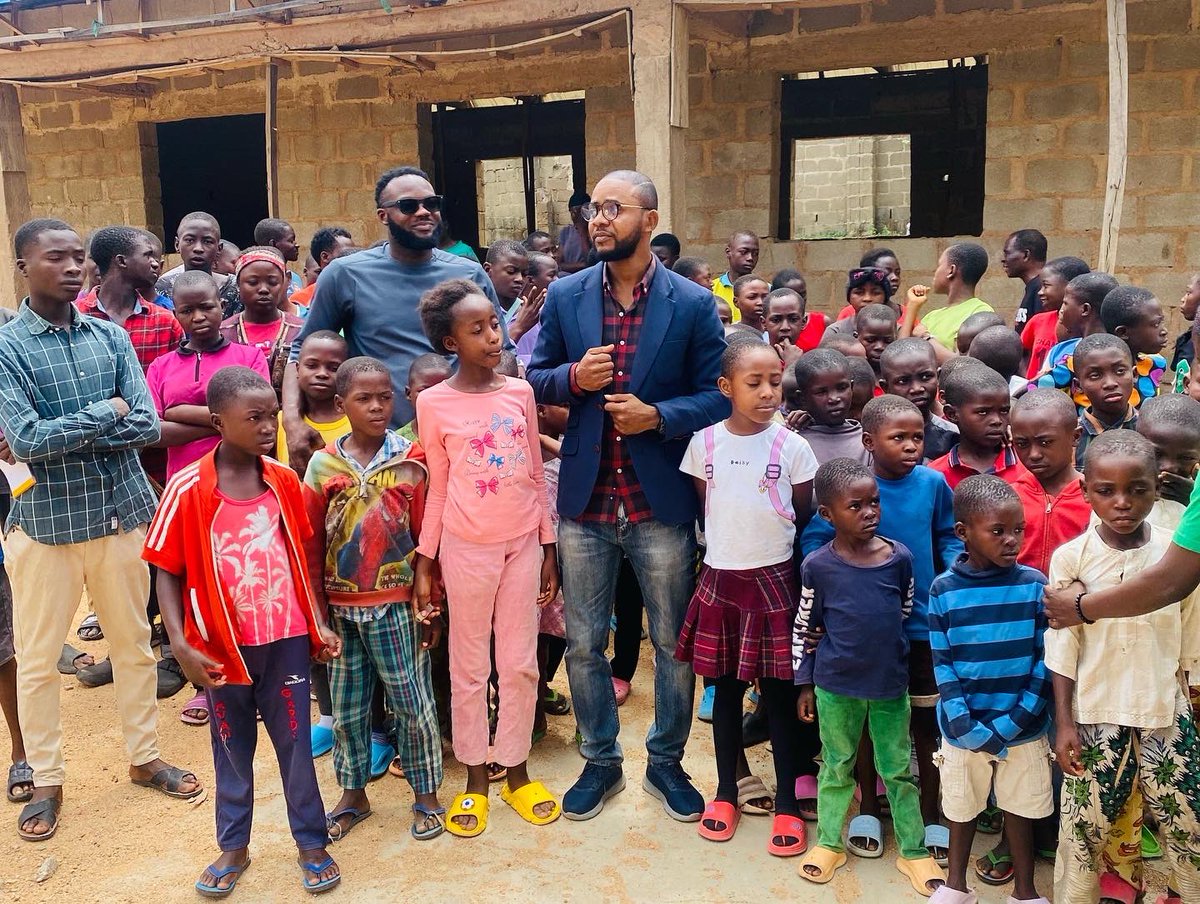mistaflex's tweet photo. Yesterday’s Birthday Orphanage visit #Houseofrecab #felixatufoundation https://t.co/g4hEGOUbmk