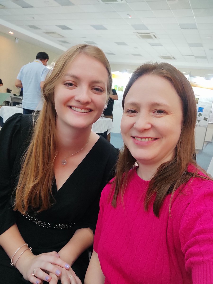 canale_cristina's tweet photo. Nice going to conferences end having good time with friends, @juanchiem @monalisacdc #IEW13 https://t.co/AKmpZNnvri