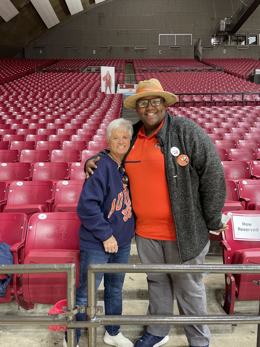 debbie henderson (@debbieh91658845) on Twitter photo 