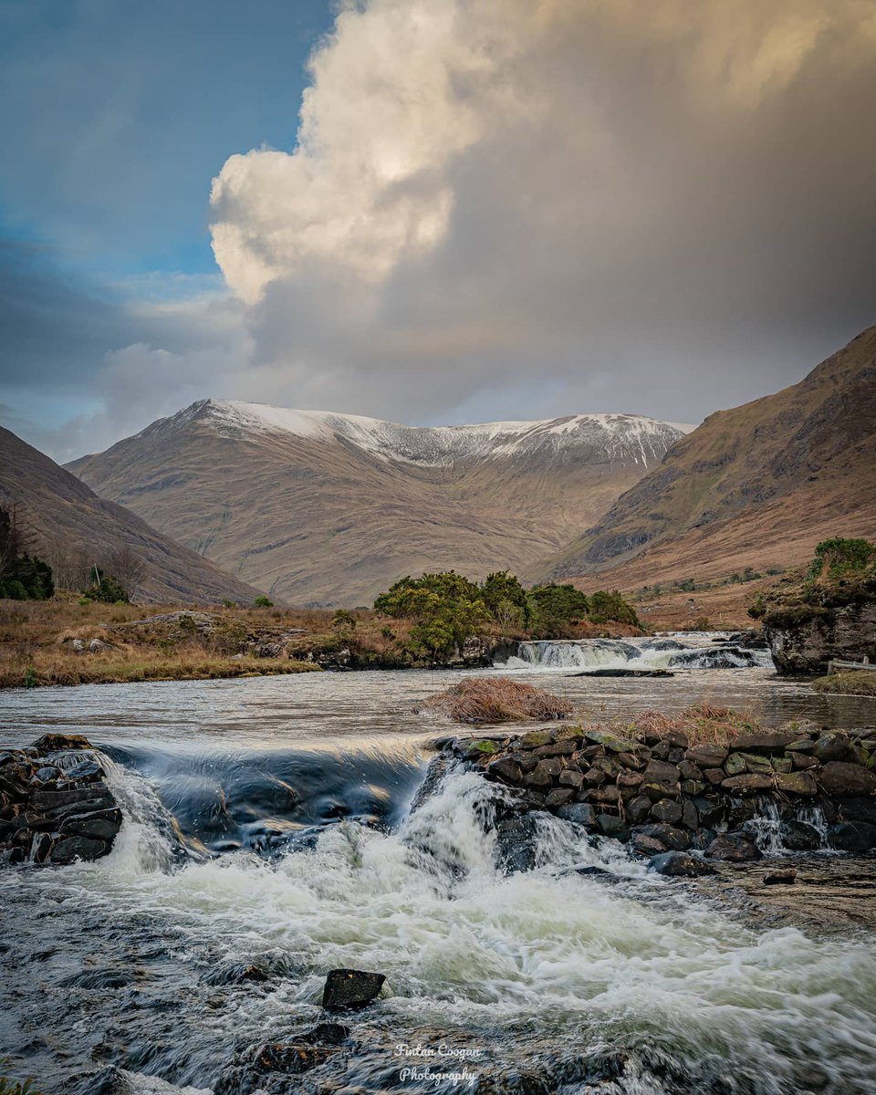 Photographs you can hear ✨ tap the link to start planning your trip to explore more of Ireland's only fjord! bit.ly/3xs0fgA Bundorragha River 📍 Delphi, Co. Mayo 📷 fotos_by_fint [IG] #WildAtlanticWay