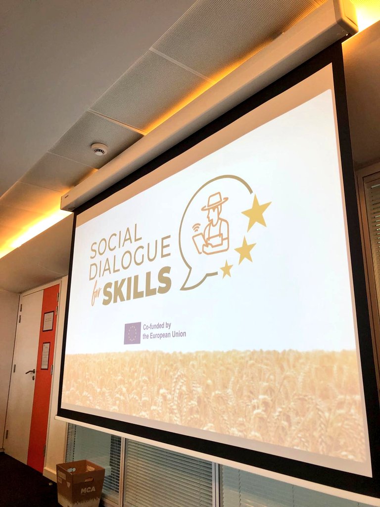 Sergio Queralt #GEOPA @COPACOGECA presents #SD4Sproject  #socialdialogue for #skills  today in #FIELDSproject final conference in #Brussels #Pactforskills