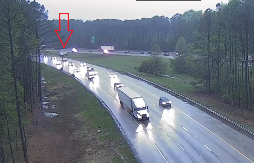 TRAVEL ADVISORY Acworth: Tractor trailer in the median, was traveling I-75/nb towards 92 (exit 277), southbound onlooker delays! Use Hwy 41 out of Cartersville. #ATLtraffic