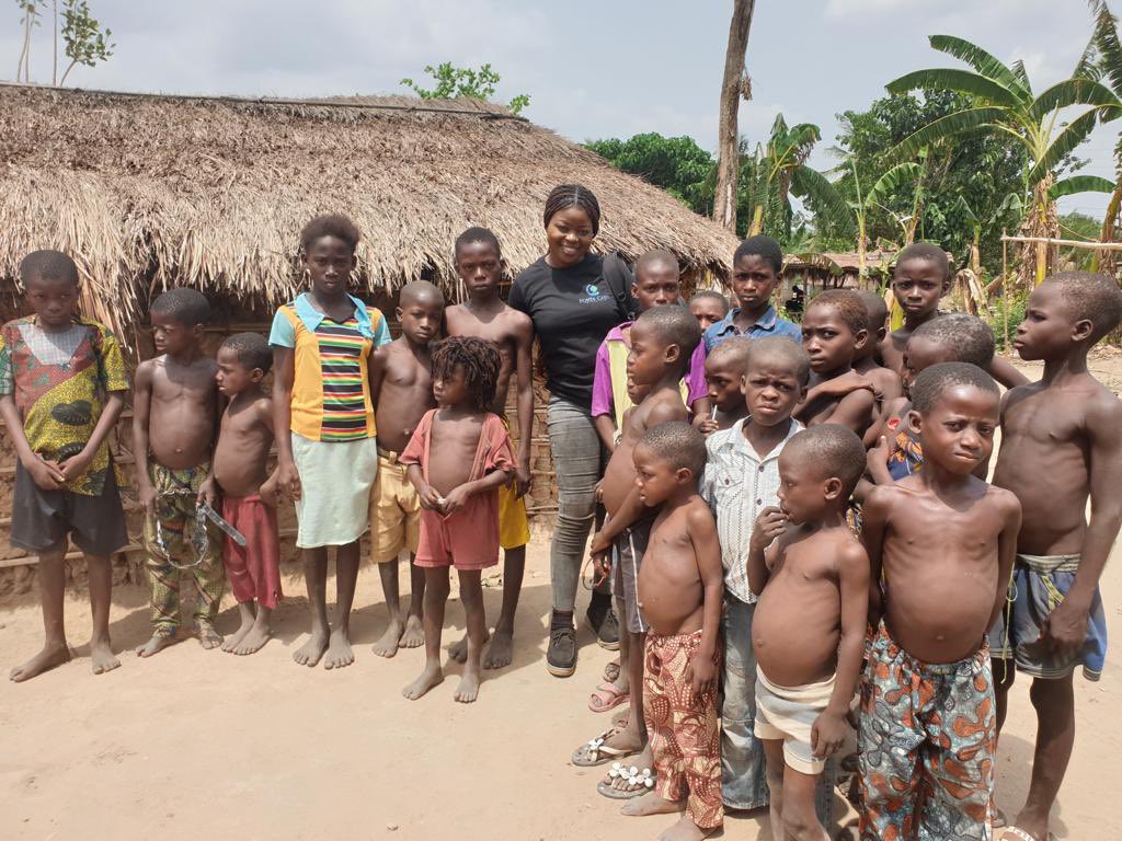 Since we are taking this path, here is a community in Southern Nigeria where the people lack access to drinking and bathing water I wonder when Peter Obi will extend his humanitarian efforts to the villages of his own region, as after all, a meaningful gesture should always