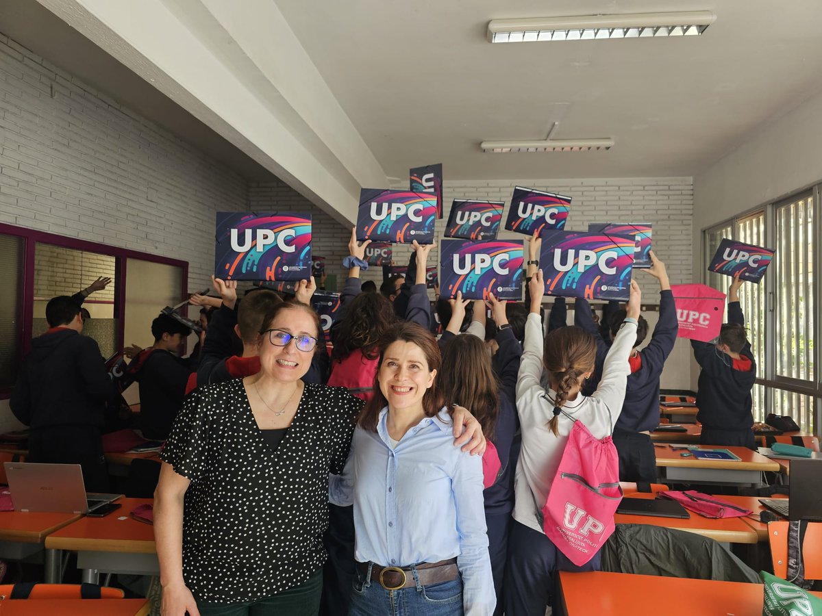 Les professores de @la_UPC, @MonicaAguilarIg dins del projecte “Una enginyera a cada escola” de @UPCTelecos i @PilarGilPons1 de @EETAC_UPC, han fet taller 'Disseny de Ciutat Sostenible amb perfils ciutadania'🍃🚲🚋👩‍🦽 Col·legi @SGViladecans, Viladecans @igualtatUPC @DonesPoliTech